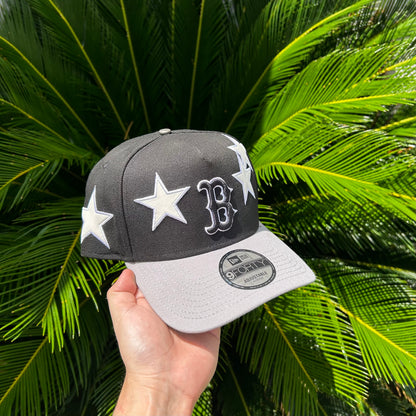 Gorra Exclusiva New Era Boston ’Golden Goose’ - Unitalla / Negro/Gris