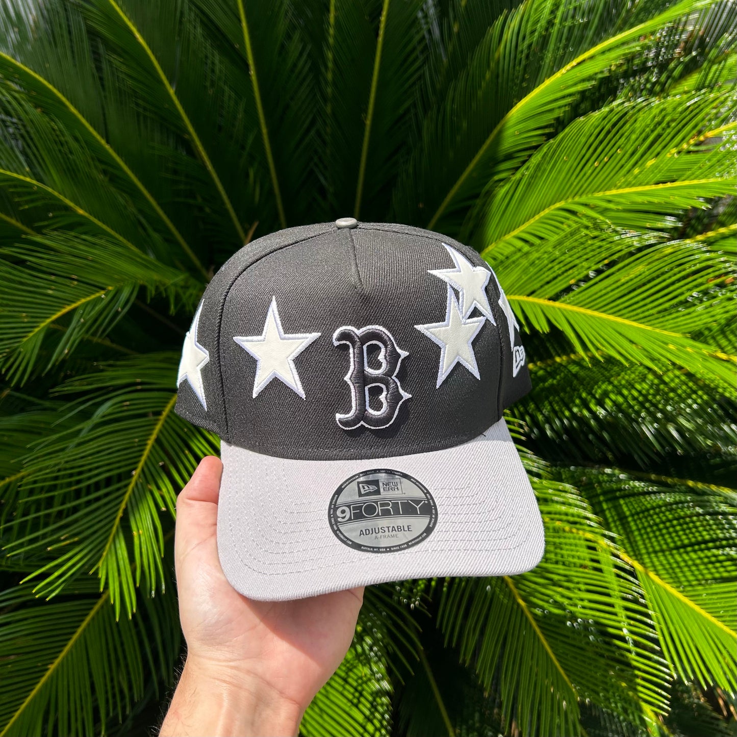 Gorra Exclusiva New Era Boston ’Golden Goose’ - Unitalla / Negro/Gris