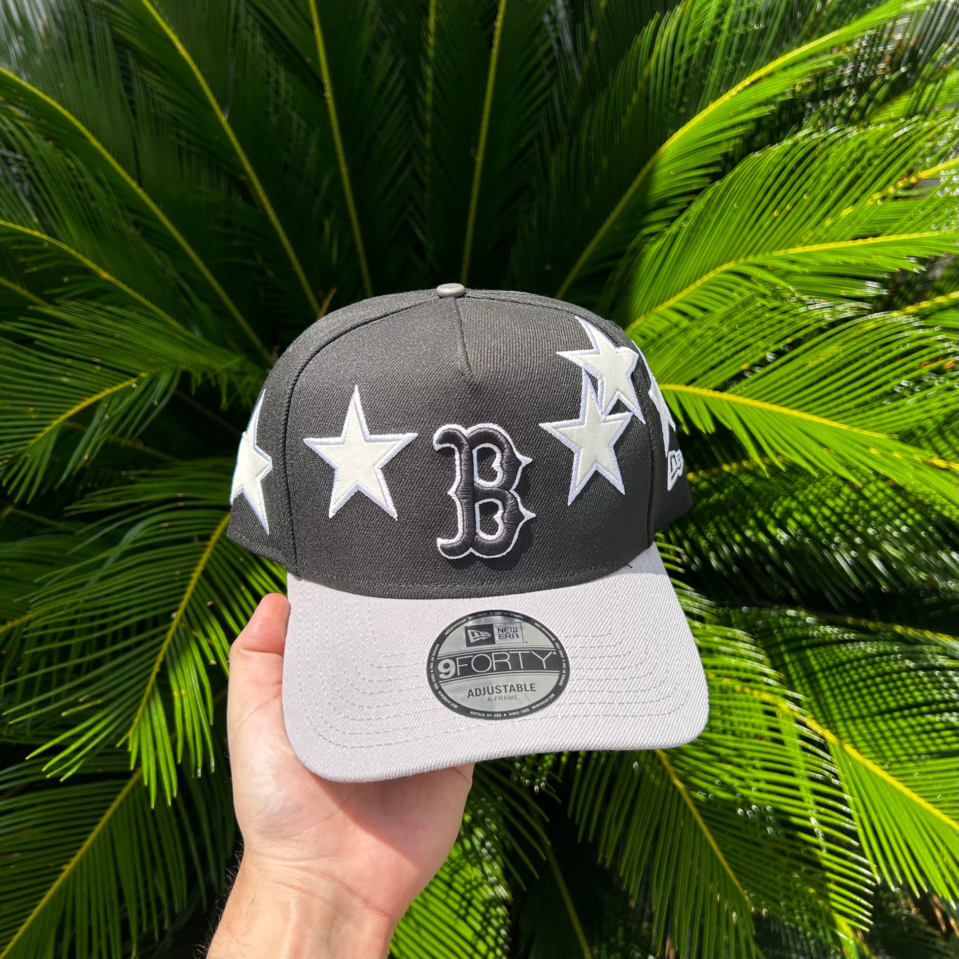 Gorra Exclusiva New Era Boston ’Golden Goose’ - Unitalla / Negro/Gris
