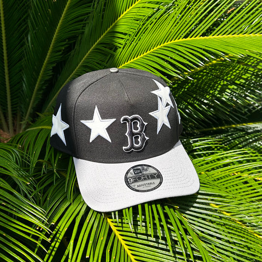 Gorra Exclusiva New Era Boston ’Golden Goose’ - Unitalla / Negro/Gris