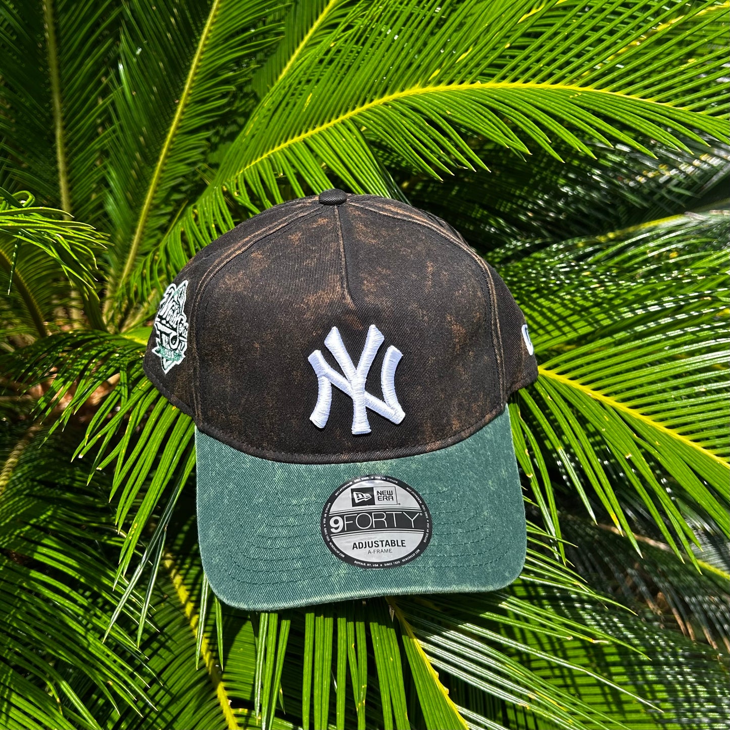 Gorra Exclusiva New Era NY Yankees ’Bleach’ - Unitalla / Negro/Verde