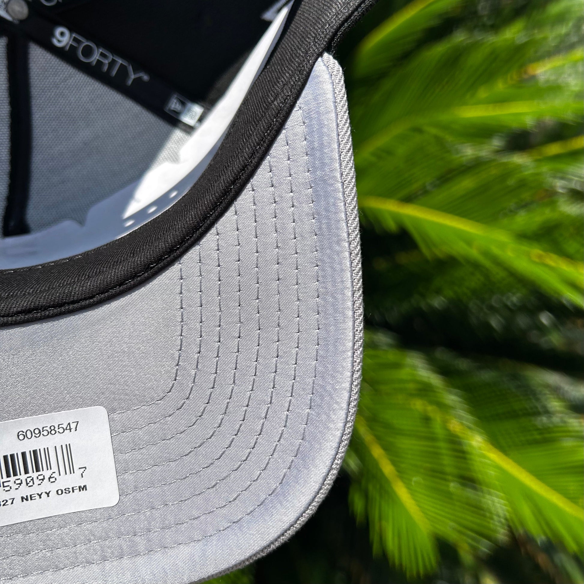 Gorra Exclusiva New Era NY Yankees ’Golden Goose’ - Unitalla / Negro/Gris