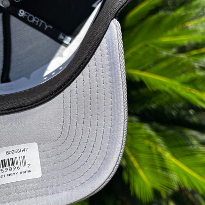 Gorra Exclusiva New Era NY Yankees ’Golden Goose’ - Unitalla / Negro/Gris