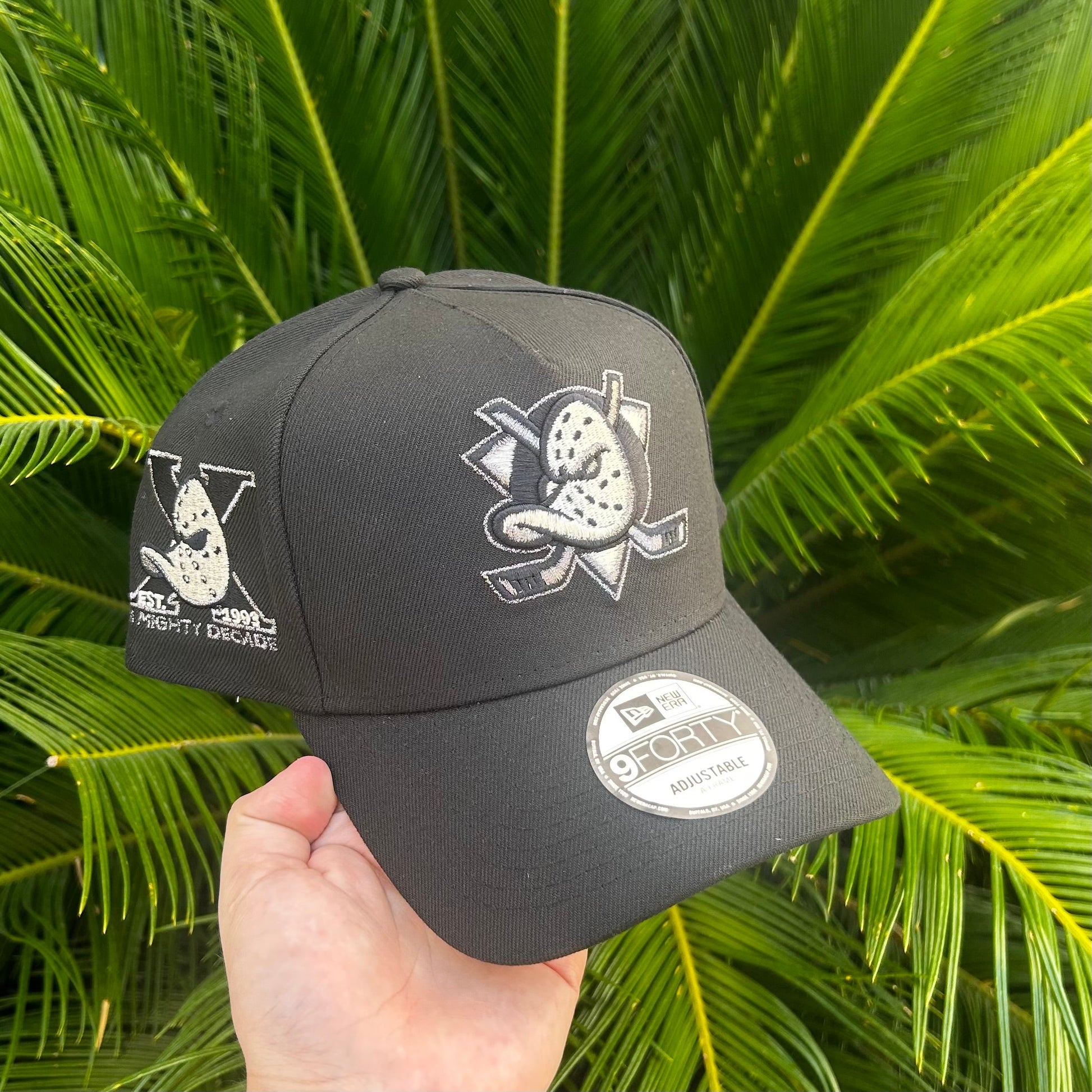 Gorra Exclusiva New Era x Anaheim Ducks - Unitalla / Negro