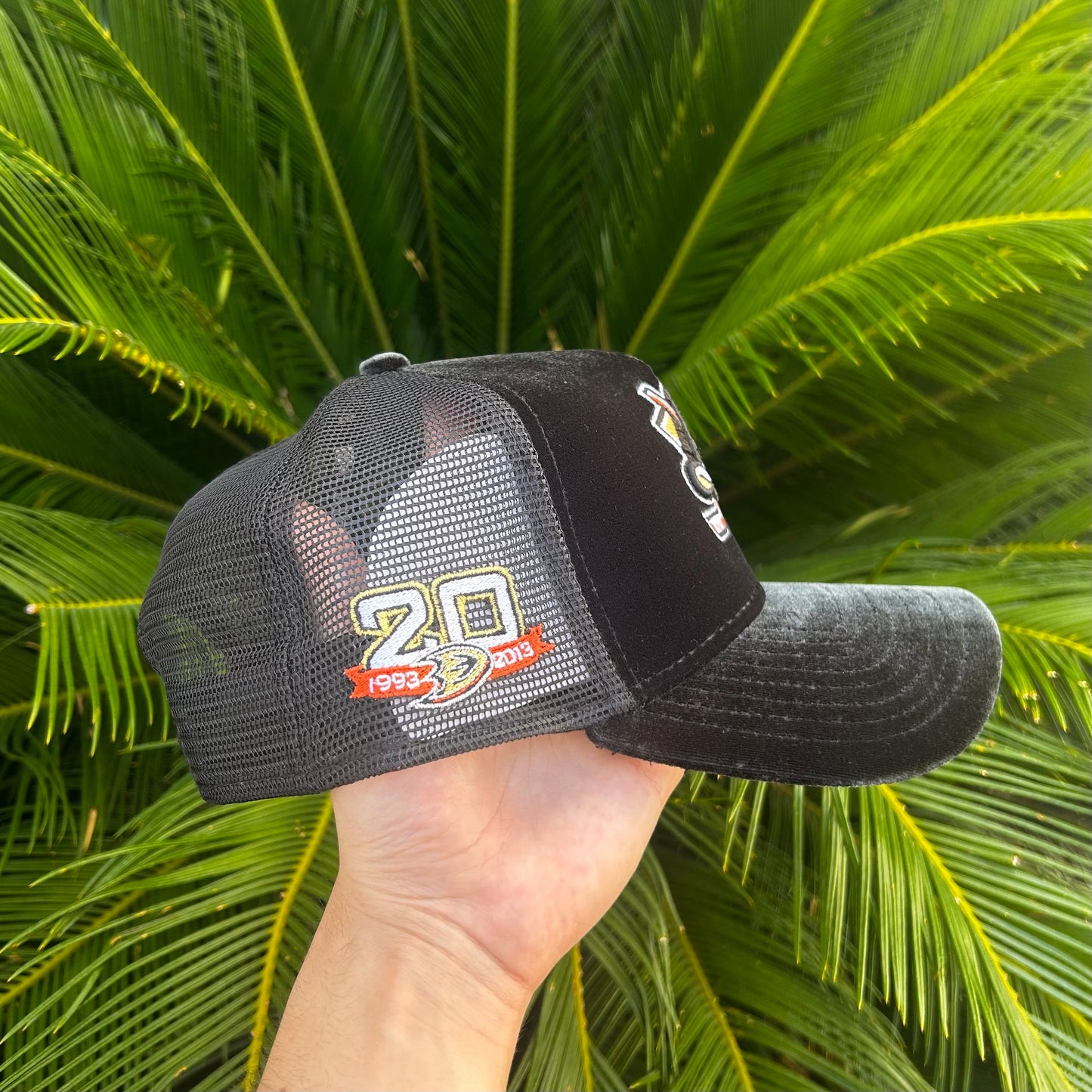 Gorra Exclusiva New Era x Anaheim Ducks Velvet - Unitalla / Negro