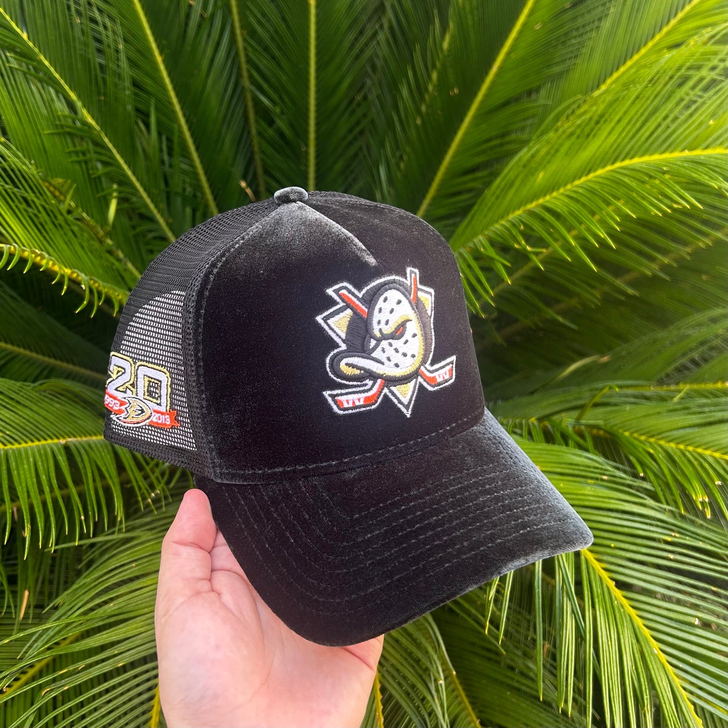 Gorra Exclusiva New Era x Anaheim Ducks Velvet - Unitalla / Negro