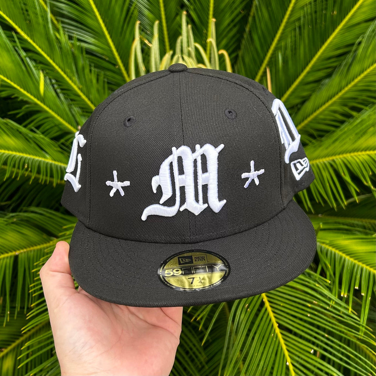 Gorra Exclusiva New Era x Mora “Lo mismo de Siempre” Negra