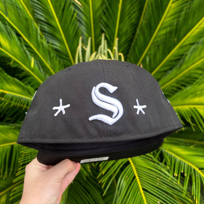 Gorra Exclusiva New Era x Mora “Lo mismo de Siempre” Negra