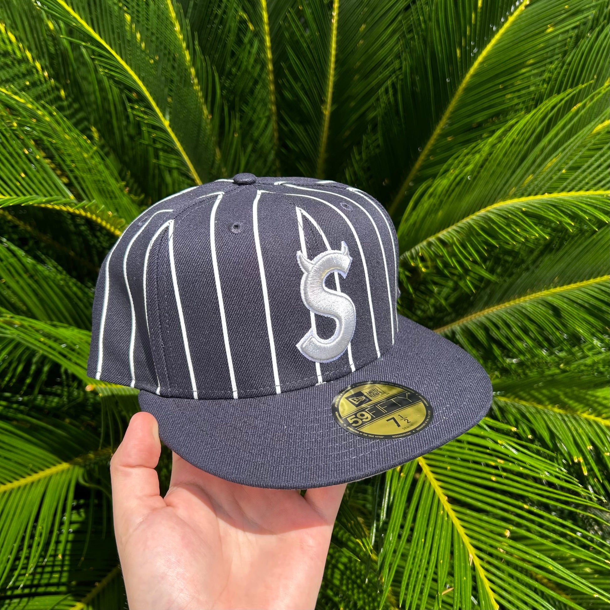 Gorra Exclusiva New Era x Supreme 2026. - 7 1/2 / Azul