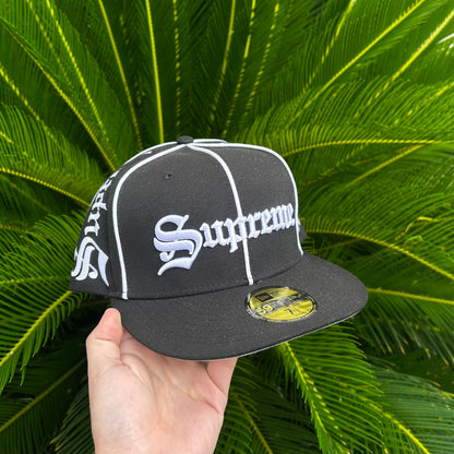 Gorra Exclusiva New Era x Supreme - 7 1/2 / Negro