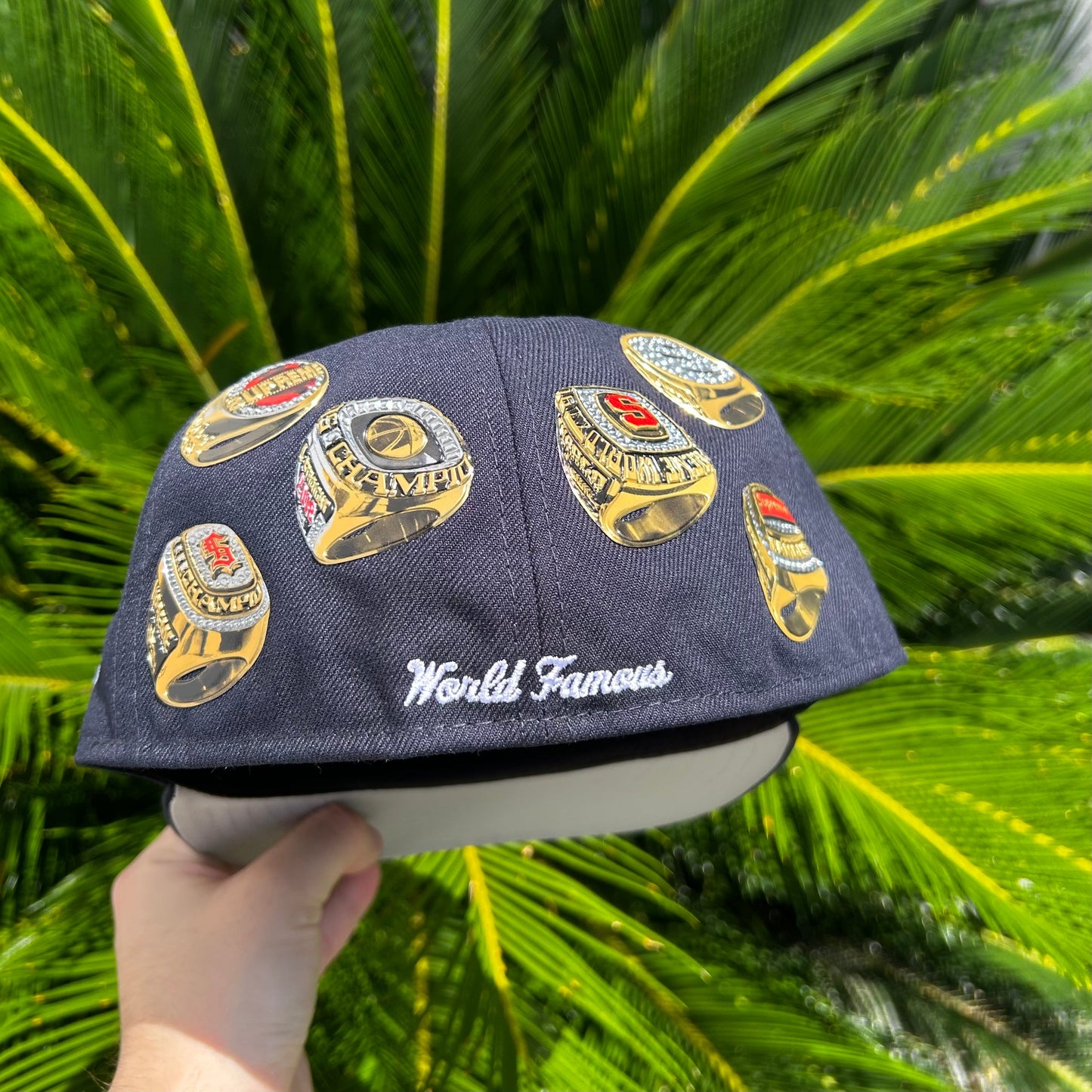 Gorra Exclusiva New Era x Supreme Champion Rings Azul