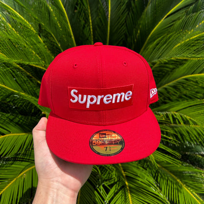 Gorra Exclusiva New Era x Supreme Champion Rings Roja - 7 3/8 / Rojo
