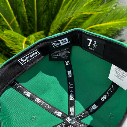 Gorra Exclusiva New Era x Supreme Champion Rings Verde