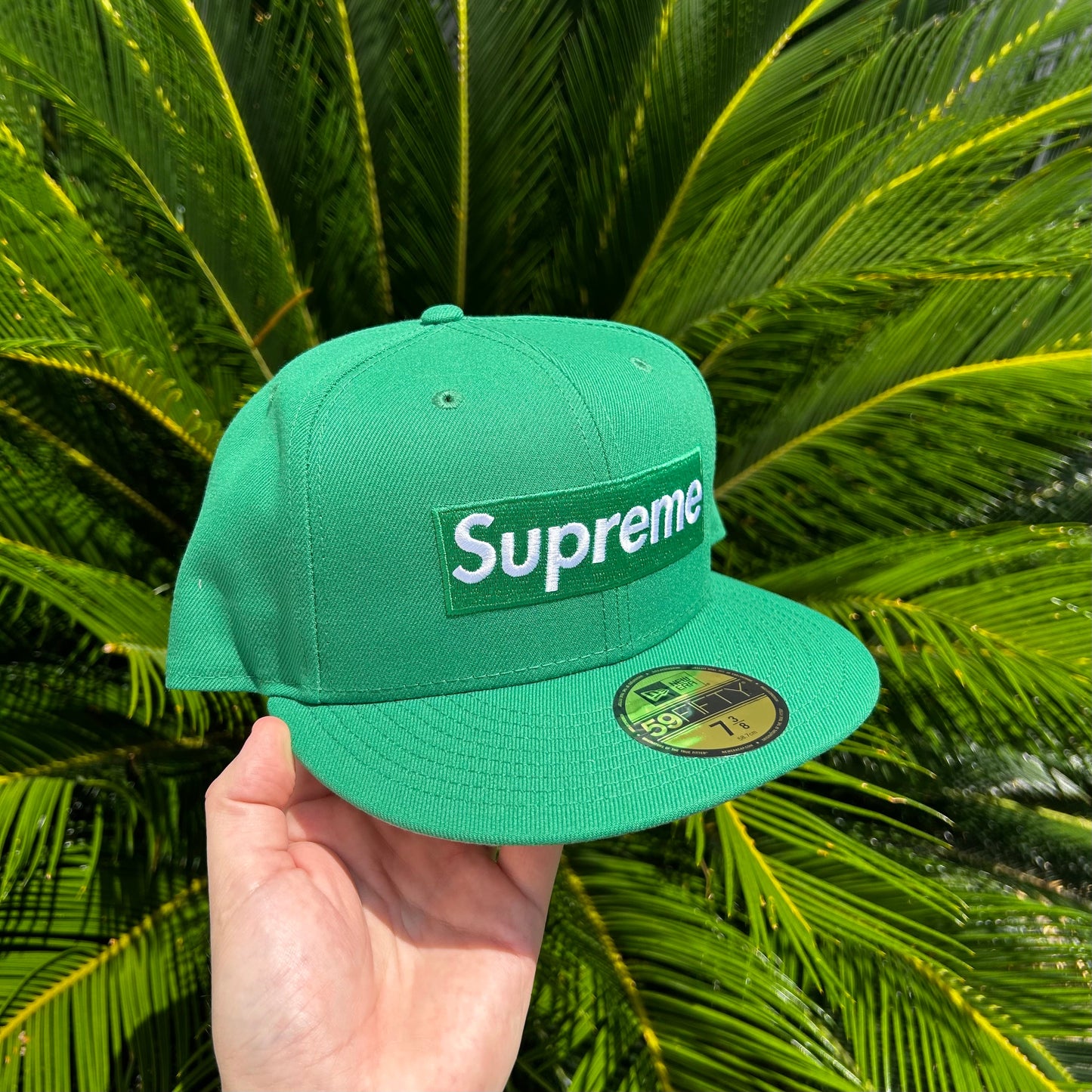 Gorra Exclusiva New Era x Supreme Champion Rings Verde