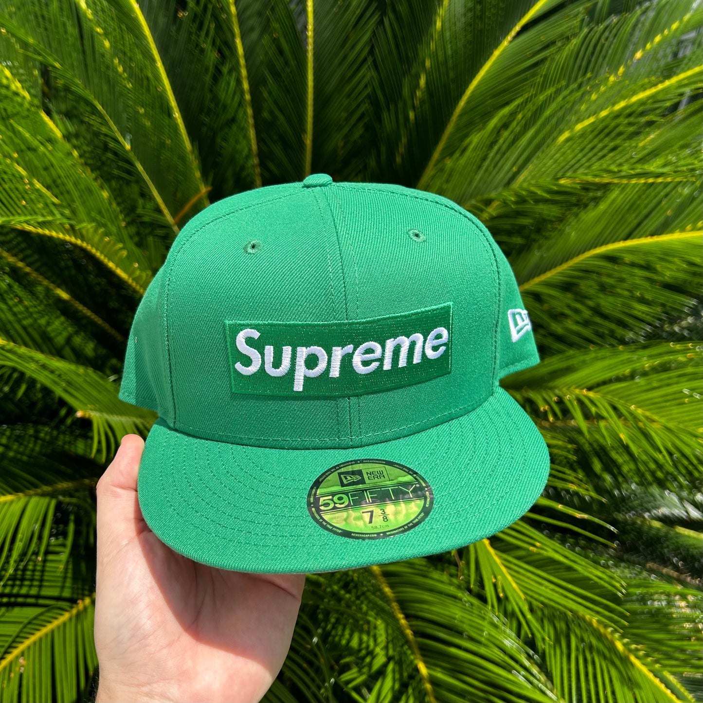 Gorra Exclusiva New Era x Supreme Champion Rings Verde