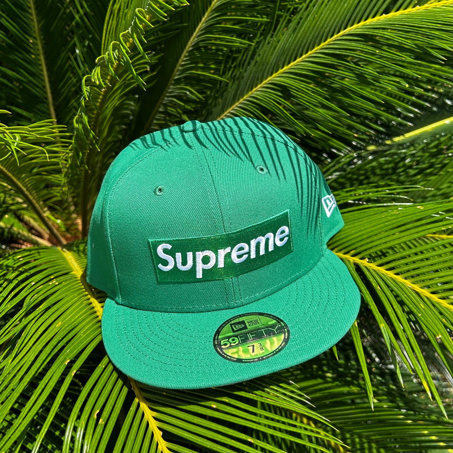 Gorra Exclusiva New Era x Supreme Champion Rings Verde
