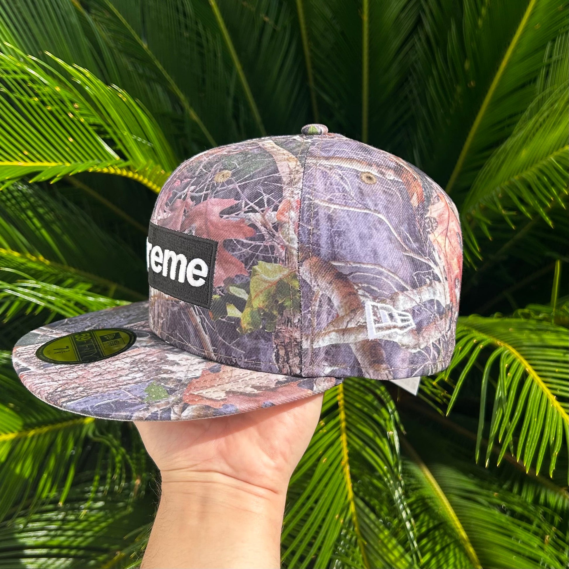 Gorra Exclusiva New Era x Supreme Gosthface Realtree
