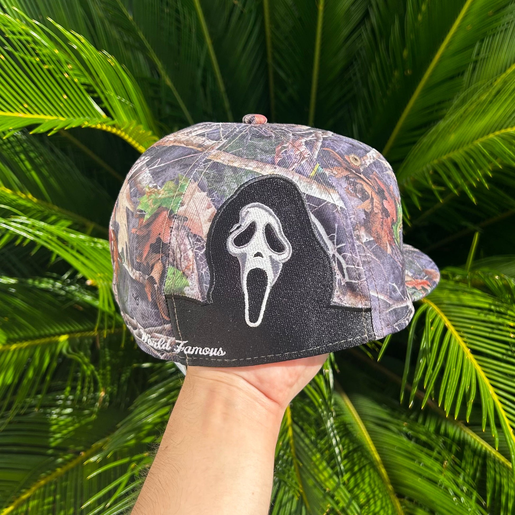 Gorra Exclusiva New Era x Supreme Gosthface Realtree