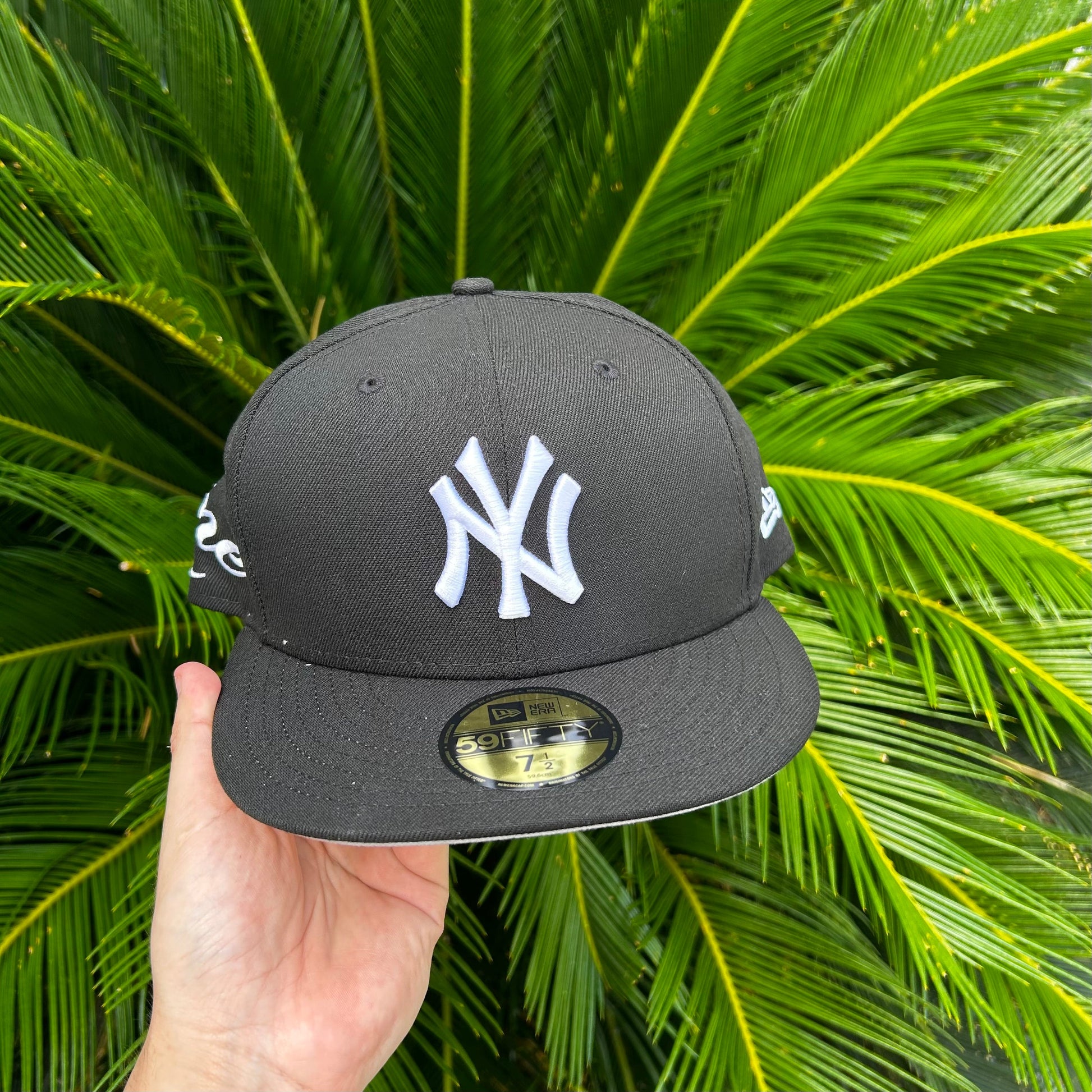 Gorra Exclusiva New Era x Supreme NY Yankees Black