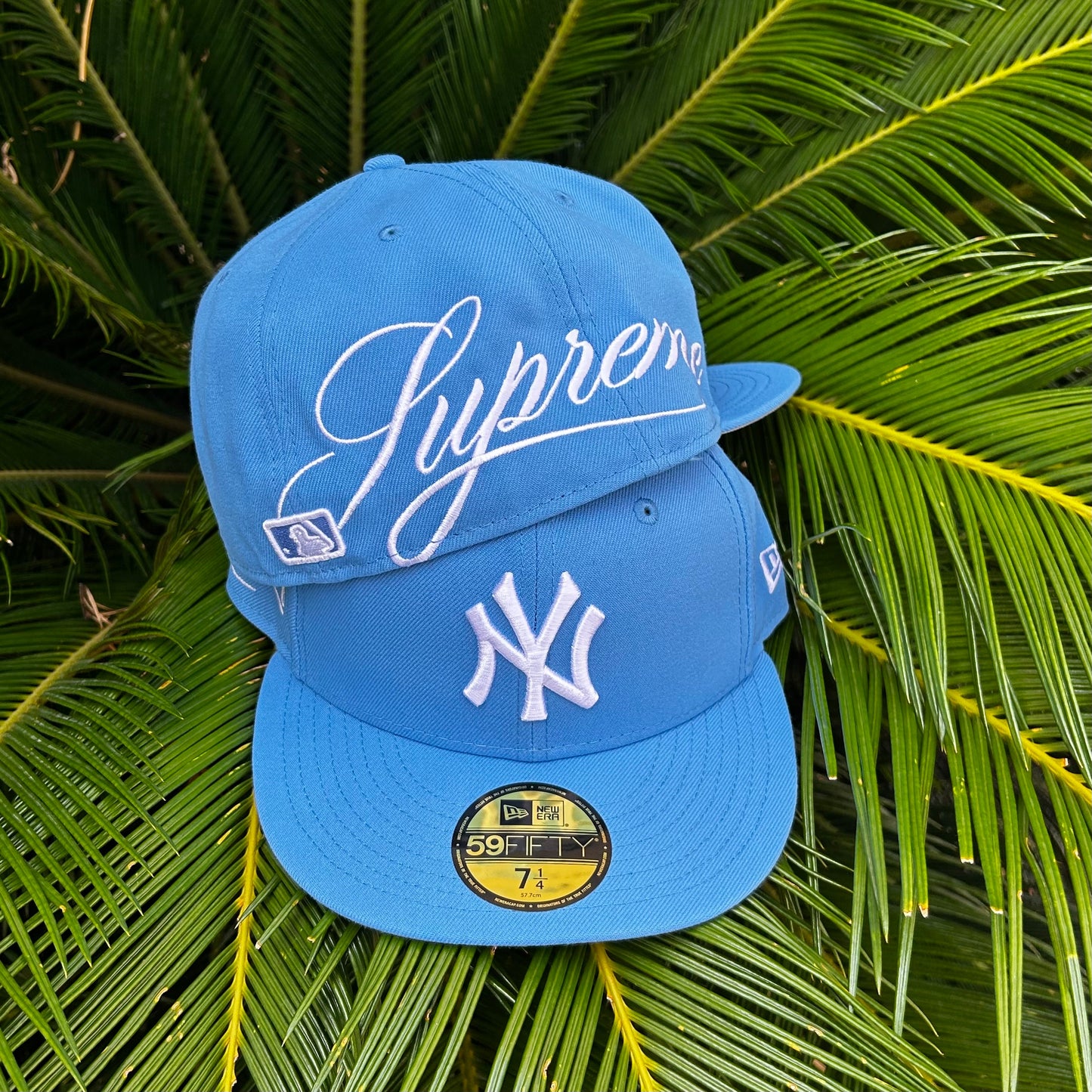 Gorra Exclusiva New Era x Supreme NY Yankees Sky Blue