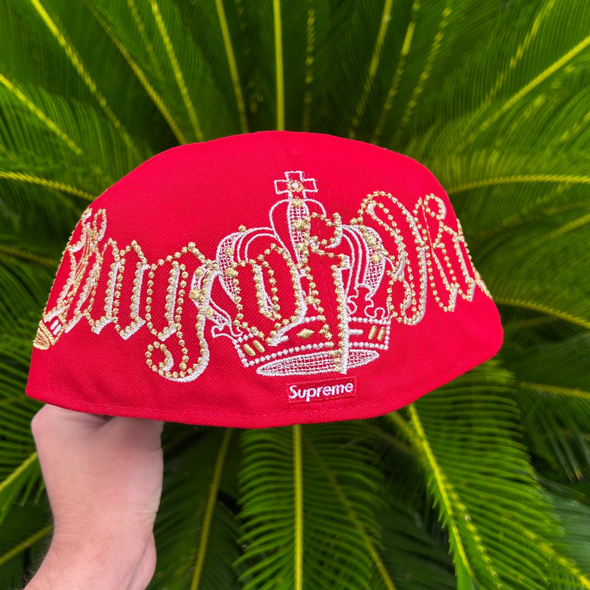 Gorra Exclusiva New Era x Supreme Roja - 7 3/8