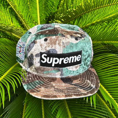 Gorra Exclusiva New Era x Supreme Velvet Camo