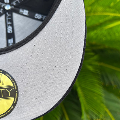 Gorra Exclusiva New Era x Supreme Velvet Negra
