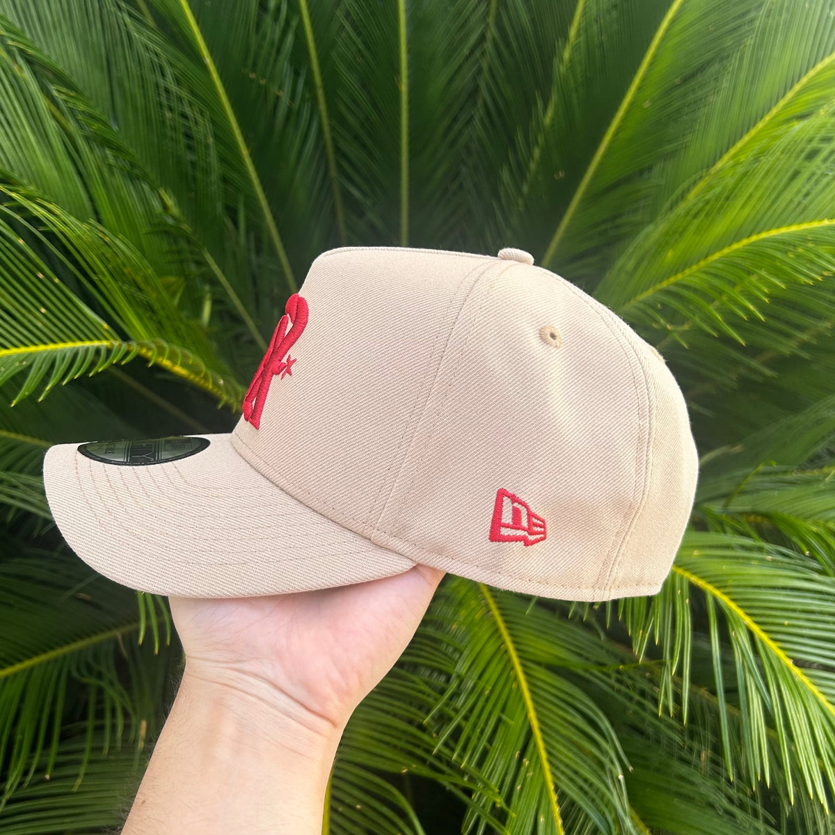 Gorra Exclusiva New Era x Texas Rangers TX - Unitalla / Beige/Rojo