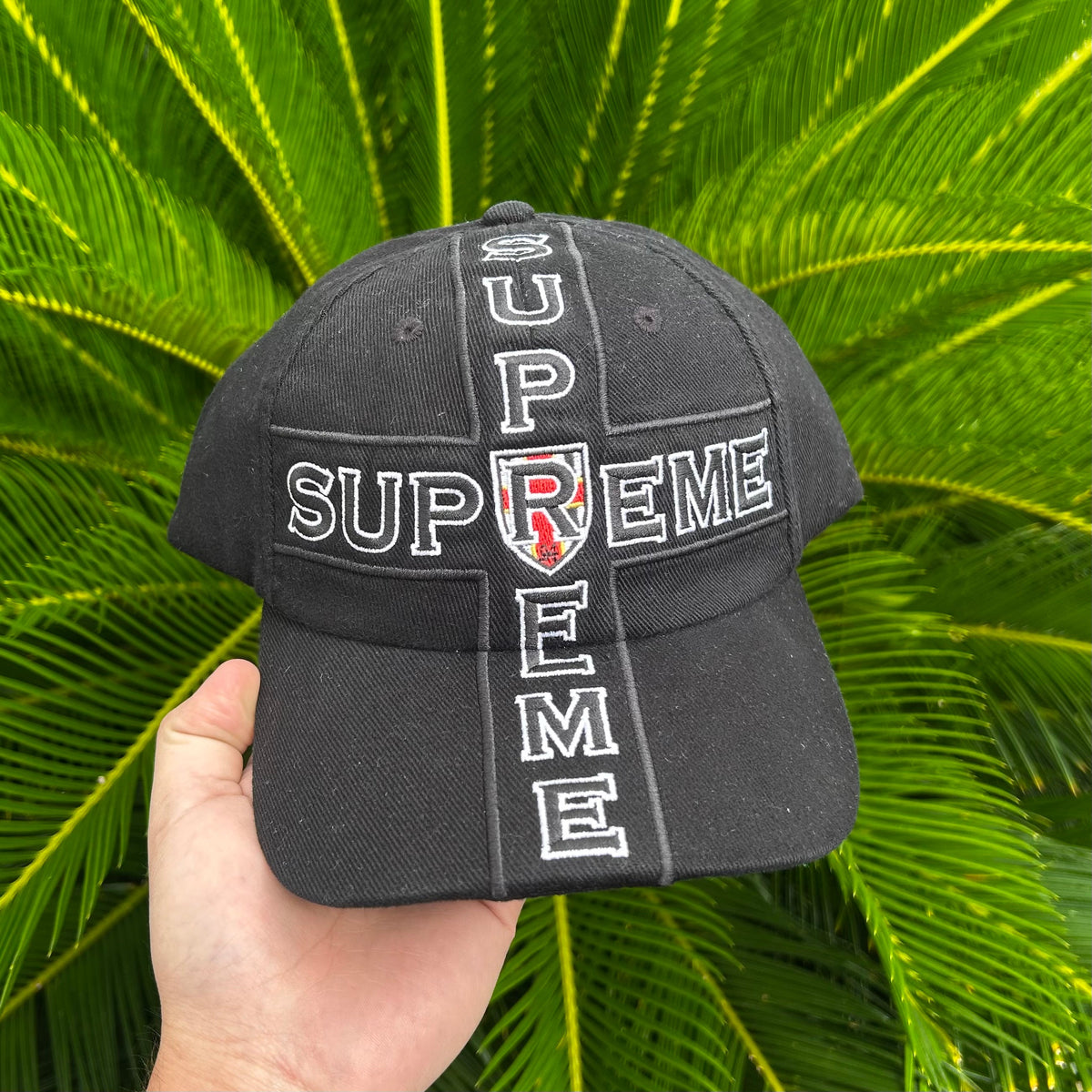 Gorra Exclusiva Supreme Negra Ajustable - Negro