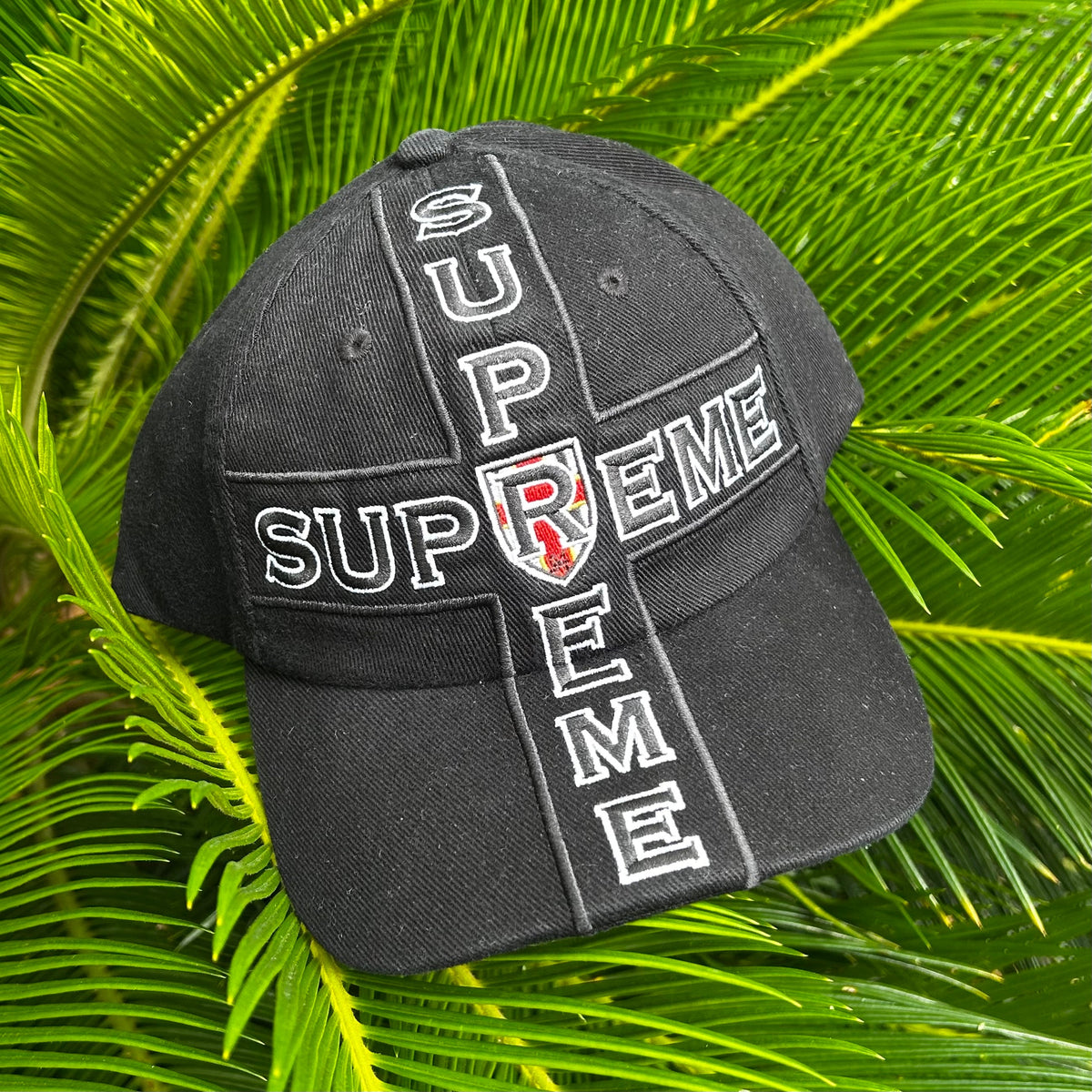Gorra Exclusiva Supreme Negra Ajustable - Negro