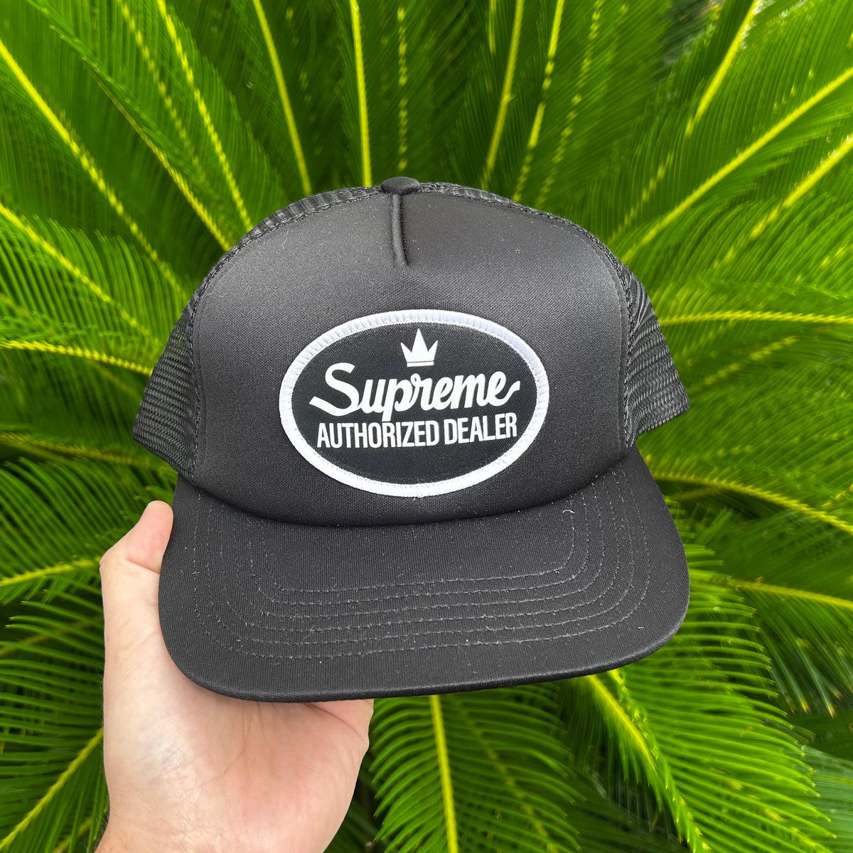 Gorra Exclusiva Supreme Negra Malla Ajustable - Negro