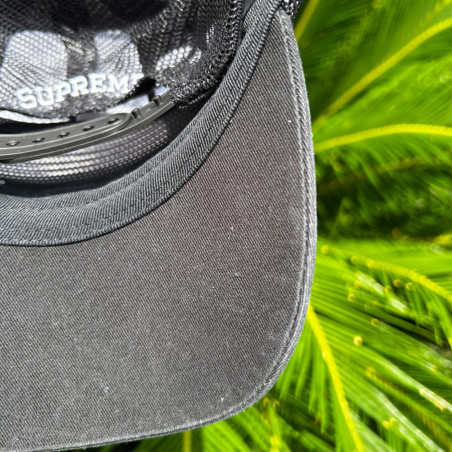 Gorra Exclusiva Supreme x Misfits - Ajustable / Negro