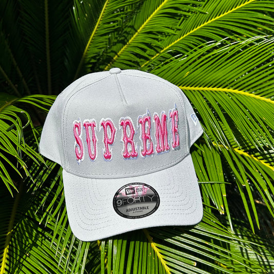 Gorra Exclusiva x Supreme Gris Ajustable