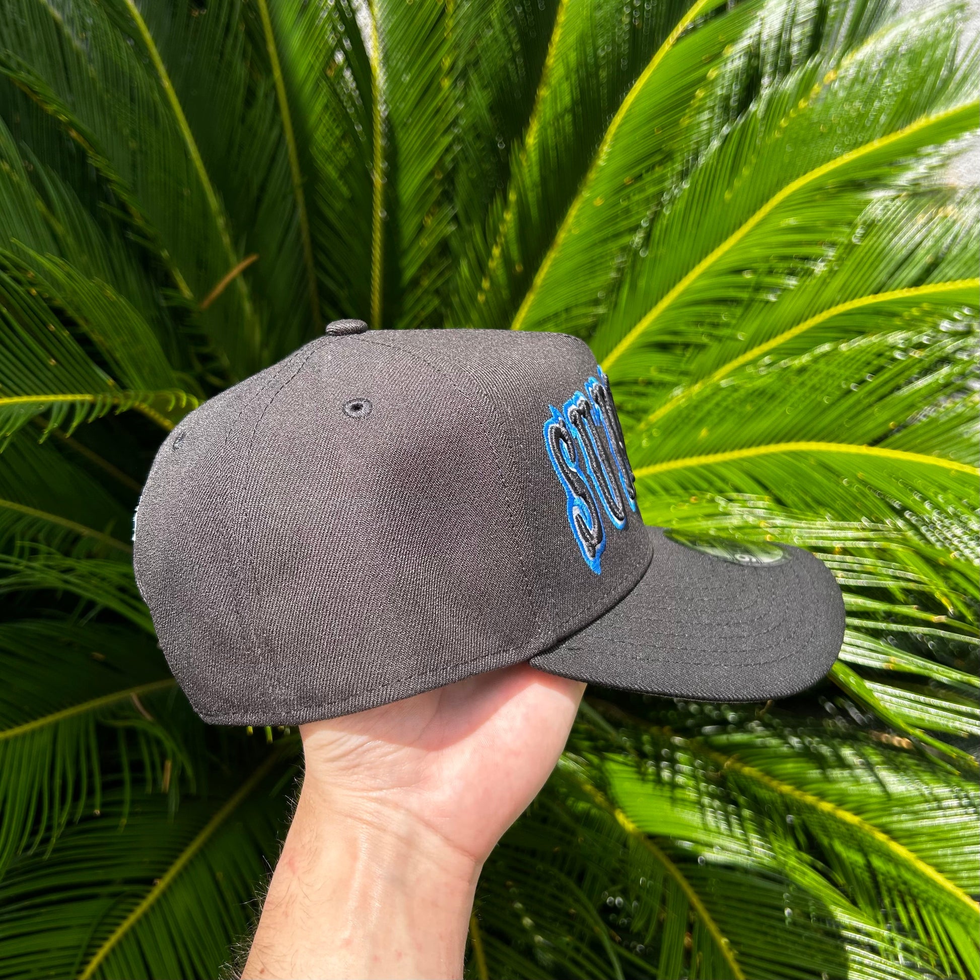 Gorra Exclusiva x Supreme Negra Ajustable