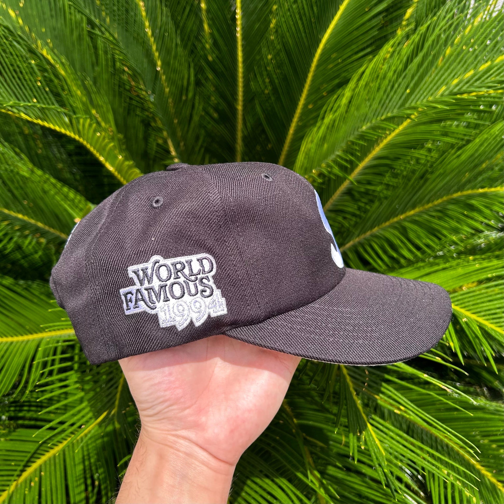 Gorra Exclusiva x Supreme Negra - Ajustable