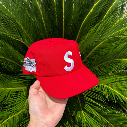 Gorra Exclusiva x Supreme Roja - Ajustable / Rojo