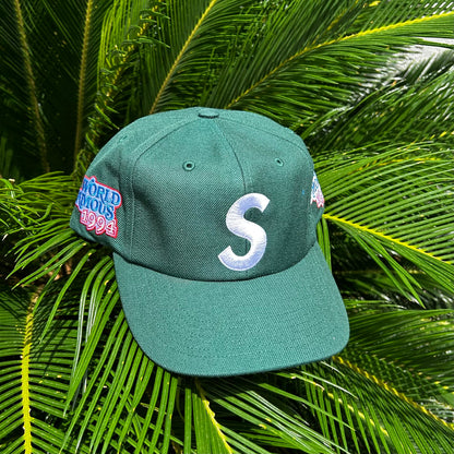 Gorra Exclusiva x Supreme Verde - Ajustable