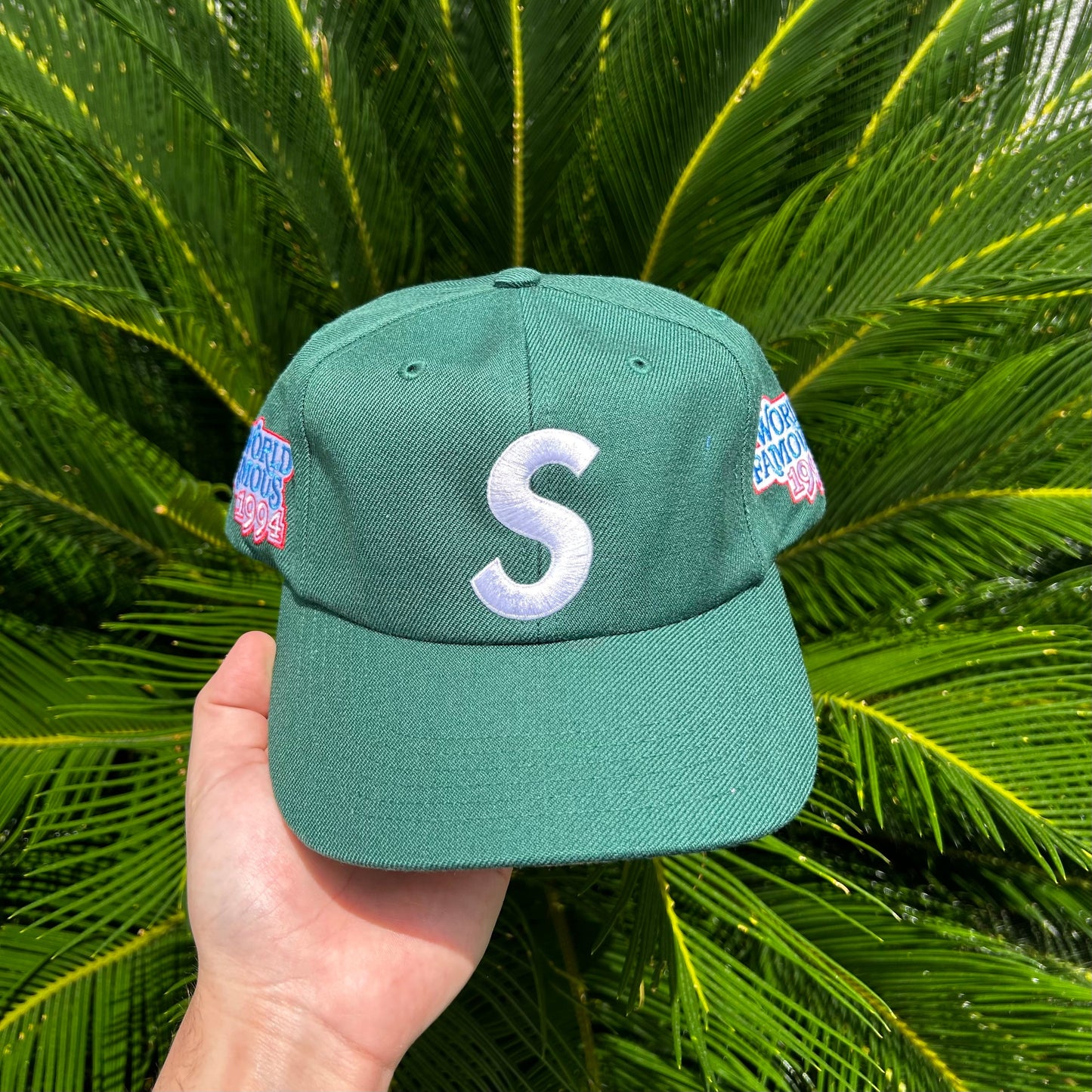 Gorra Exclusiva x Supreme Verde - Ajustable