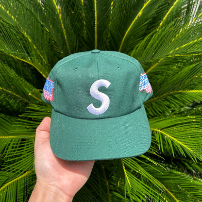 Gorra Exclusiva x Supreme Verde - Ajustable