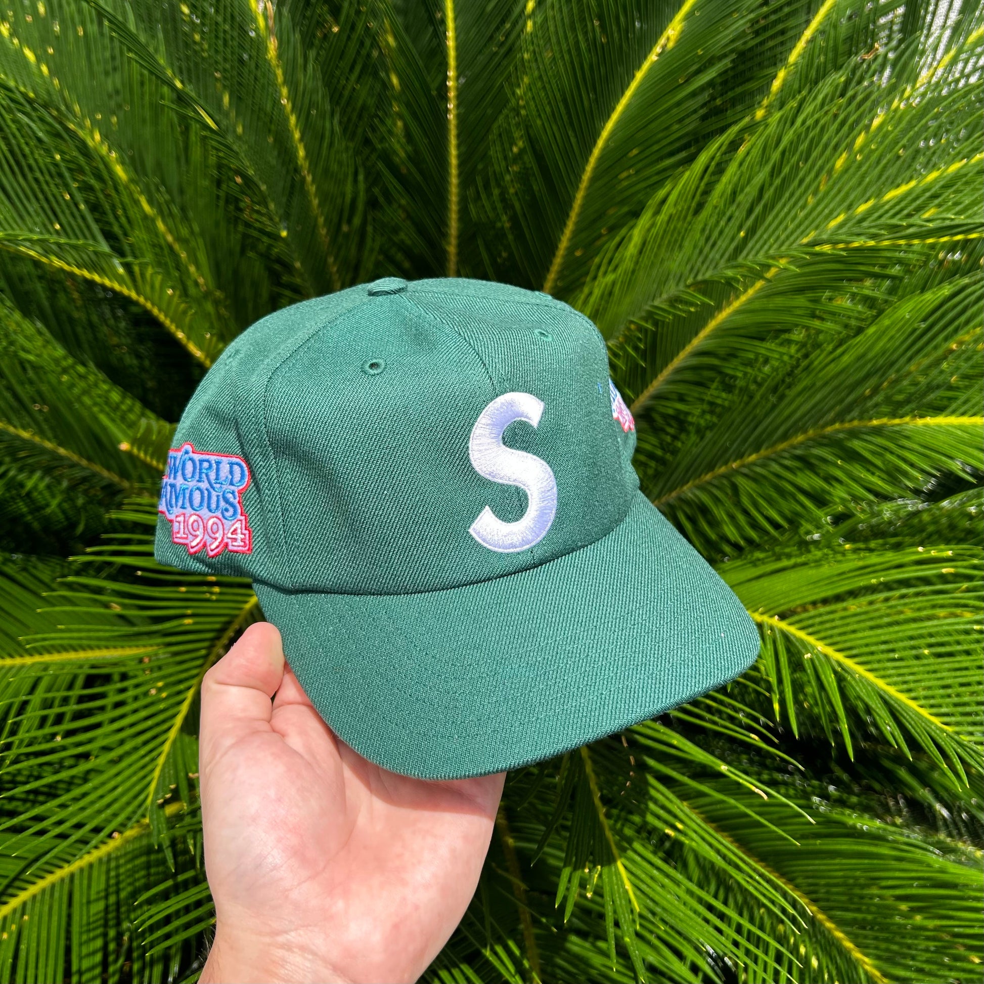 Gorra Exclusiva x Supreme Verde - Ajustable
