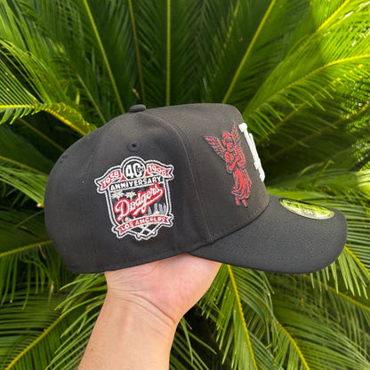 Gorra New Era Exclusiva x Los Angeles Caidos Dodgers 9Fifty - Ajustable / Negro/Rojo