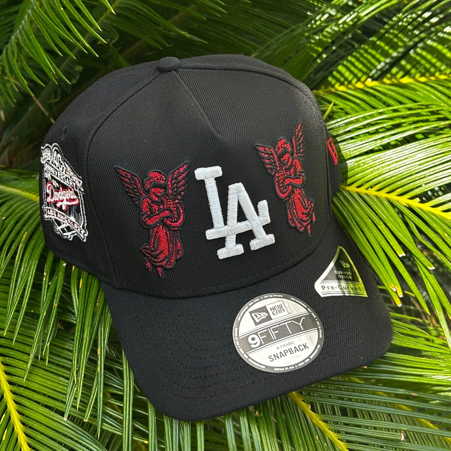 Gorra New Era Exclusiva x Los Angeles Caidos Dodgers 9Fifty - Ajustable / Negro/Rojo