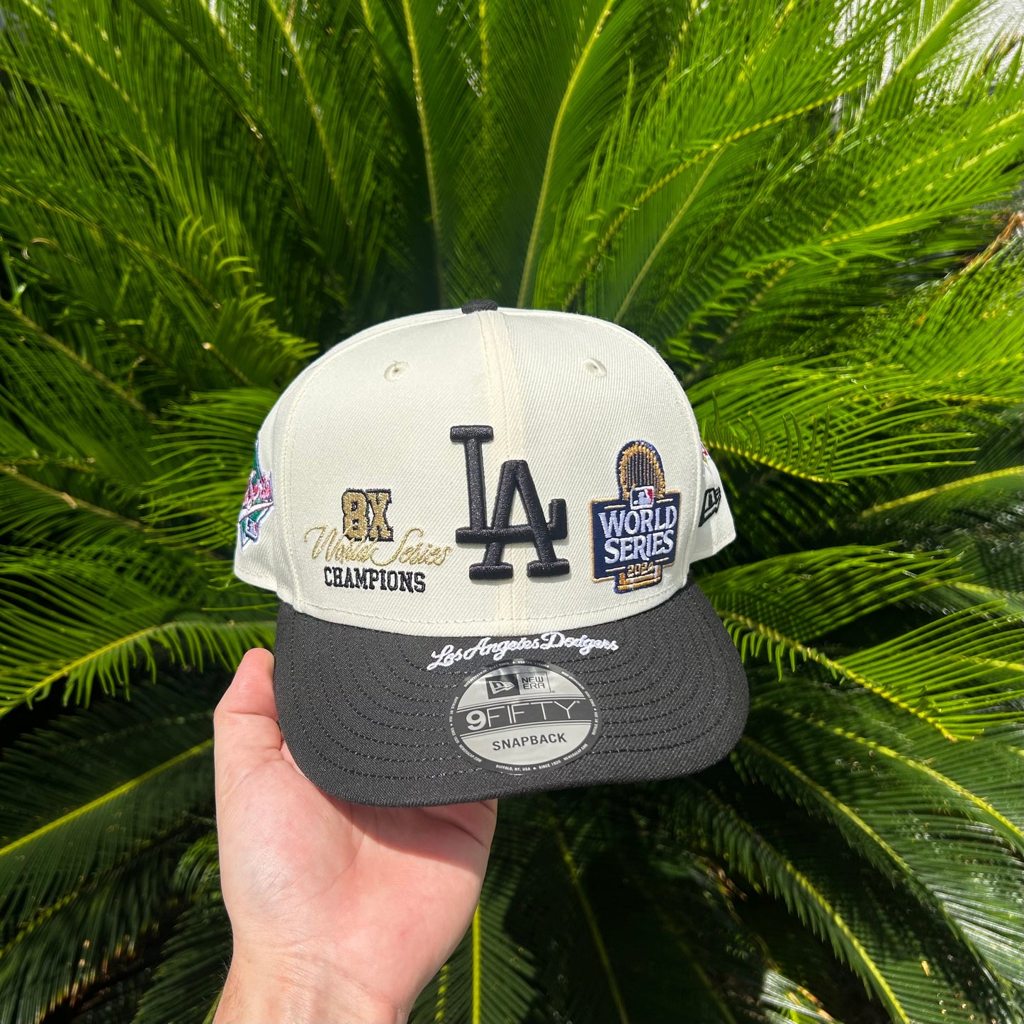 Gorra New Era Exclusiva x Los Angeles Dodgers 9Fifty - Ajustable / Blanco/Negro