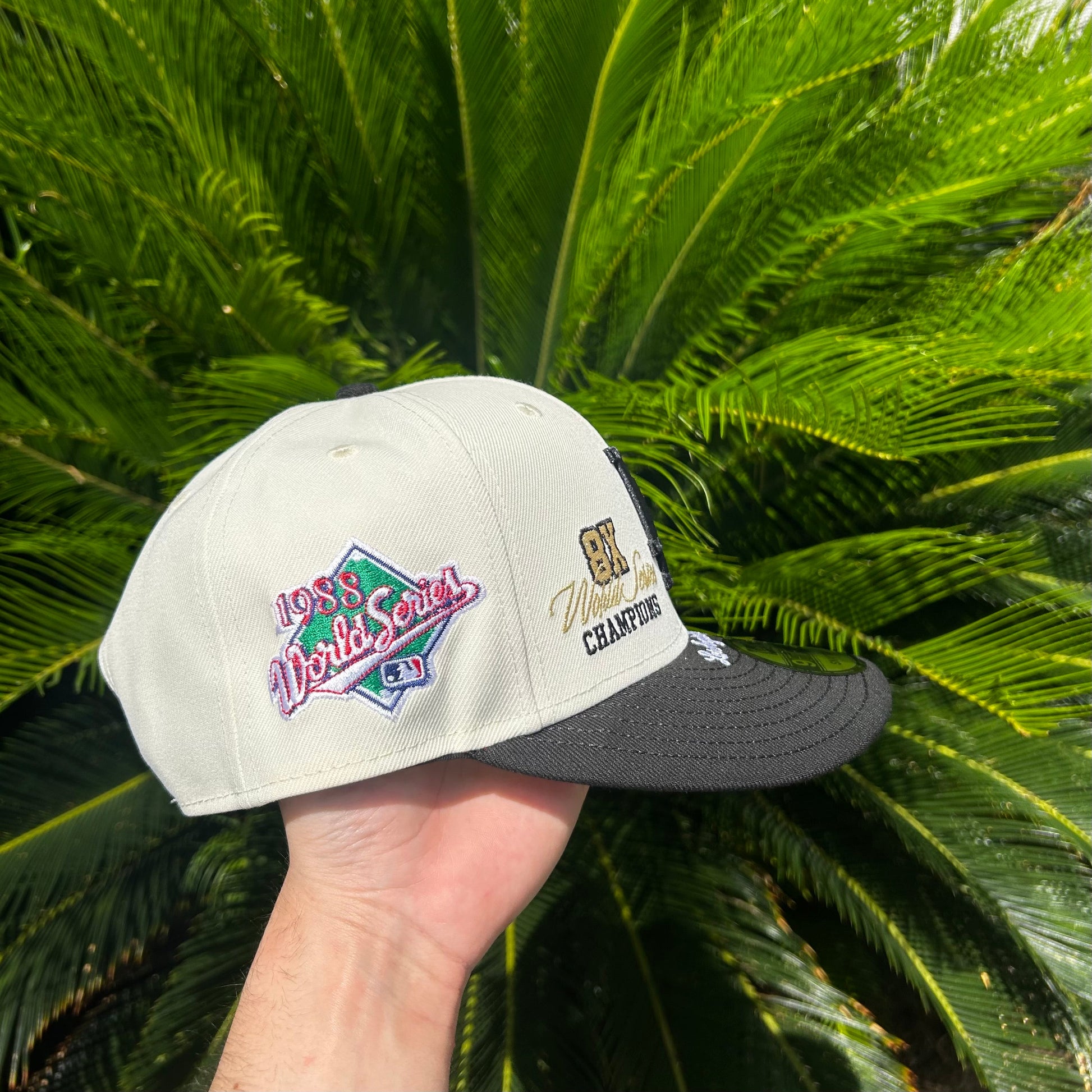 Gorra New Era Exclusiva x Los Angeles Dodgers 9Fifty - Ajustable / Blanco/Negro