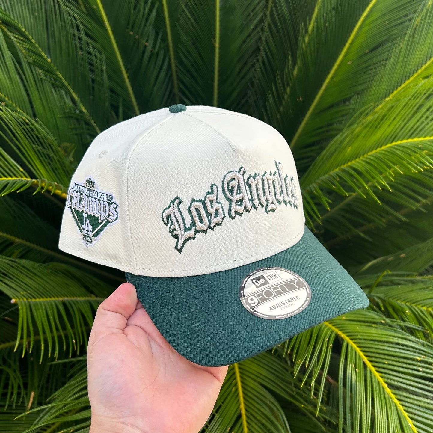 Gorra New Era Exclusiva x Los Angeles Dodgers GTA - Ajustable / Blanco/Verde