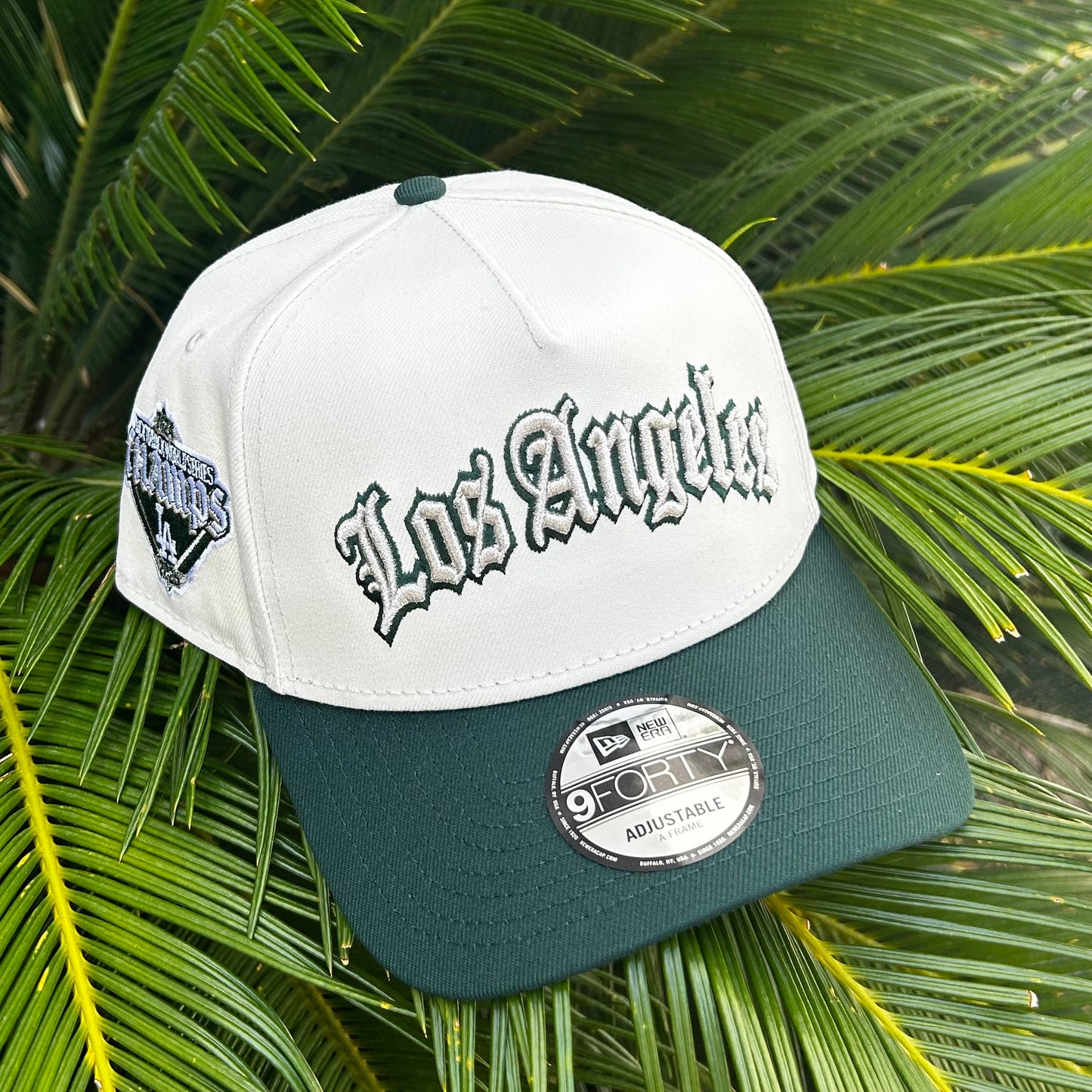Gorra New Era Exclusiva x Los Angeles Dodgers GTA - Ajustable / Blanco/Verde