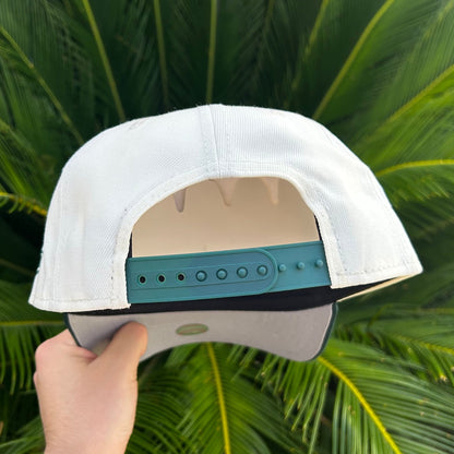 Gorra New Era Exclusiva x Los Angeles Dodgers GTA - Ajustable / Blanco/Verde